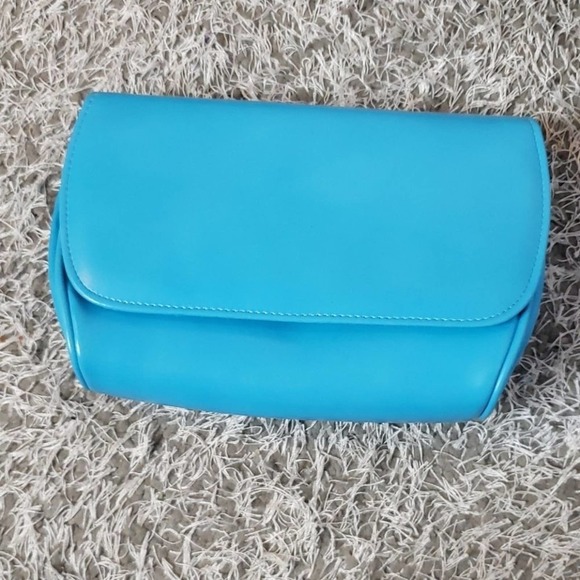 Turquoise Vintage Clutch with Snap Closure - Picture 1 of 9